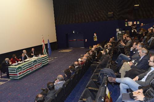 Debora Serracchiani (Presidente Regione Friuli Venezia Giulia) interviene alla tavola rotonda della CISL FVG "Industry 4.0" - Monfalcone 28/11/2017